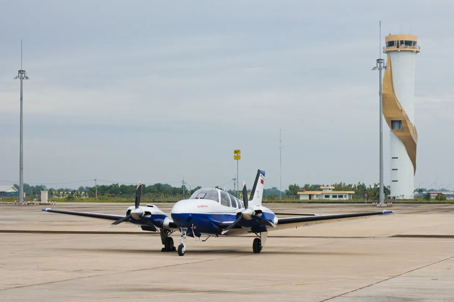 1 Multi engine Aircraft